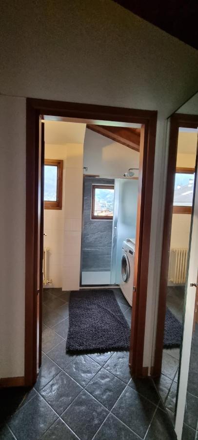 Appartamento piccola mansarda Aosta Esterno foto